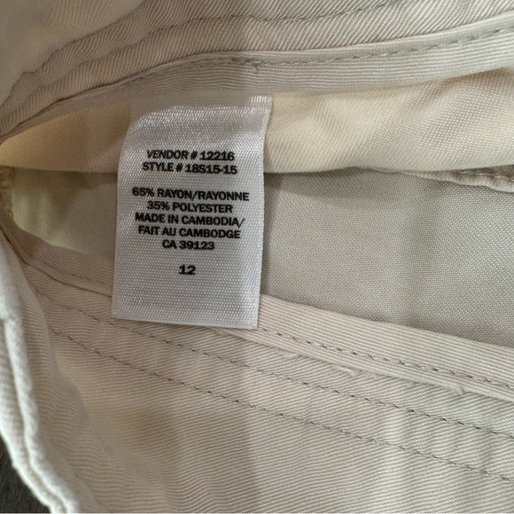 Northern Reflections Cropped Pants - Picture 10 of 10